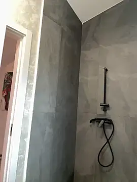 Rebecaburns online show from March 28, 10:38 am