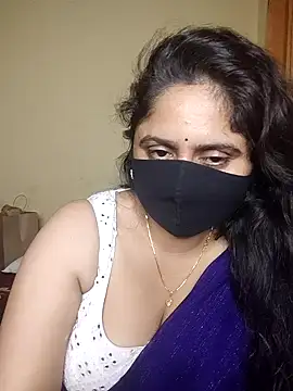 Snapshot of mouni499 chatting on July 13, 5:23 pm mouni499 online show from July 13, 5:23 pm