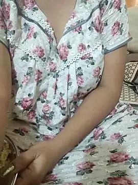 mouni499 online show from May 18, 7:02 am