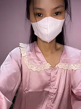 Snapshot of lung-linh chatting on December 5, 12:15 pm lung-linh online show from December 5, 12:15 pm