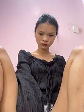 Snapshot of lung-linh chatting on November 14, 7:34 am lung-linh online show from November 14, 7:34 am