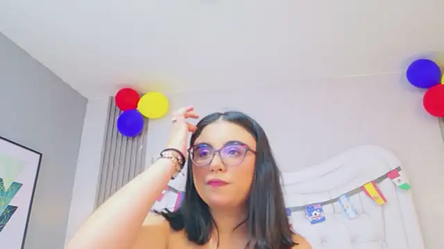 Snapshot of ScarlettPetrova chatting on July 1, 11:21 am ScarlettPetrova online show from July 1, 11:21 am