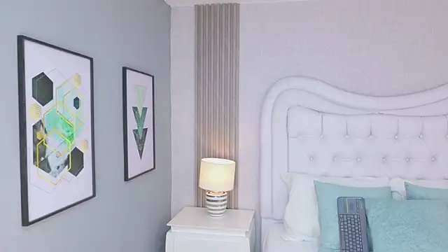 ScarlettPetrova online show from February 21, 11:56 am