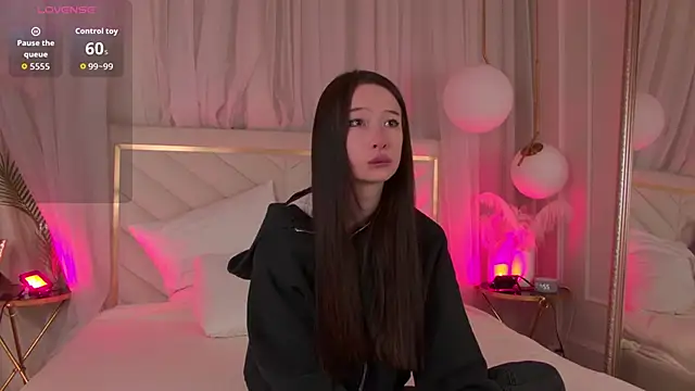 GladysMoore online show from February 12, 6:51 pm