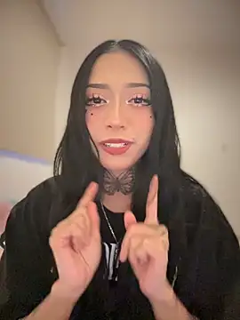 JIORYOvO online show from December 1, 12:00 am