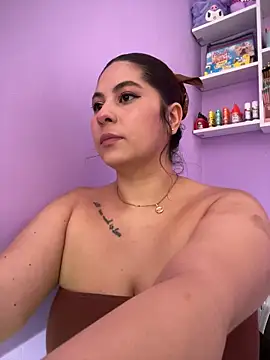 Cleopatra COL online show from February 13, 8:53 pm