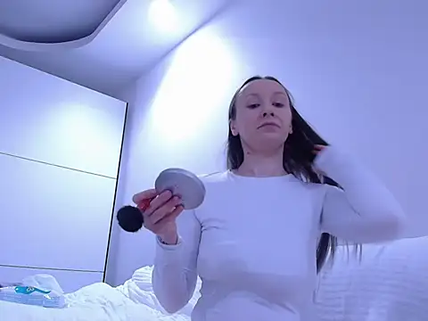 Snapshot of AngelikKay chatting on November 4, 9:35 am AngelikKay online show from November 4, 9:35 am