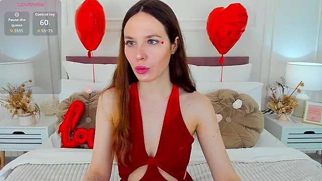 MonaRicci online show from February 14, 1:33 pm