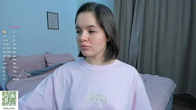 Xo Laura online show from March 5, 6:48 pm