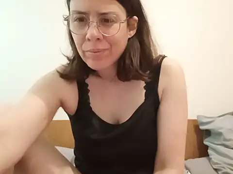 hotnathy69 online show from May 21, 7:06 am