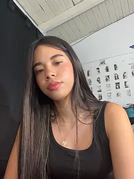 Snapshot of Milleradhara24 chatting on July 18, 2:53 am Milleradhara24 online show from July 18, 2:53 am