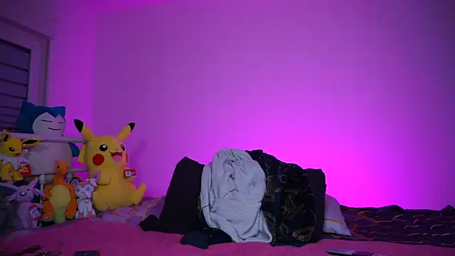 StellaCinderella online show from November 15, 3:05 pm