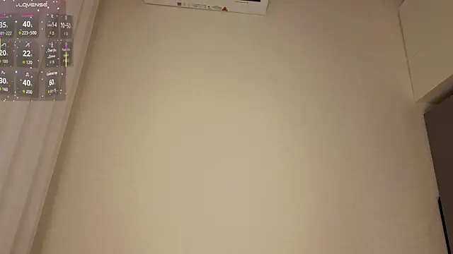 Violet Johnsonn online show from March 27, 5:49 am