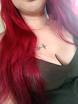 ruiviinhaah online show from February 26, 7:14 pm