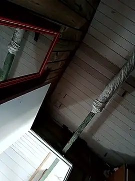 ruiviinhaah online show from February 10, 8:52 pm