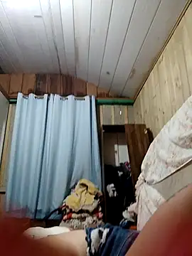 ruiviinhaah online show from February 3, 7:30 pm