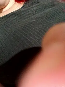 ruiviinhaah online show from December 17, 12:43 pm