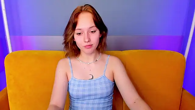 Snapshot of RikkiChoco chatting on November 16, 1:10 am RikkiChoco online show from November 16, 1:10 am