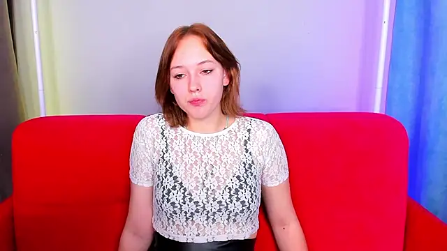 Snapshot of RikkiChoco chatting on November 4, 1:20 am RikkiChoco online show from November 4, 1:20 am