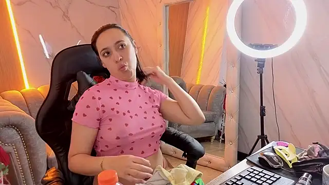 gabriella storm tf online show from April 14, 4:01 pm