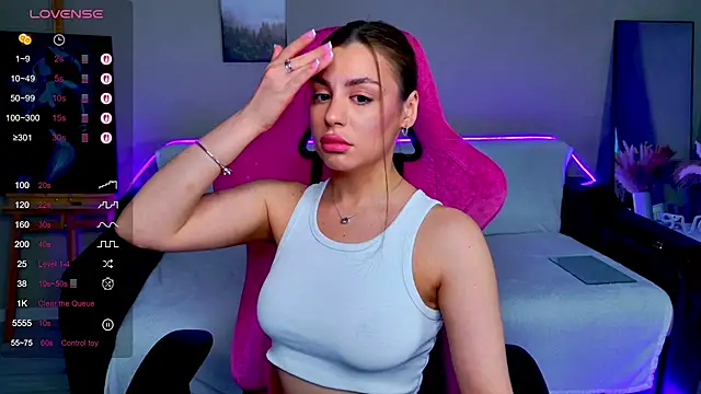 KristyDolly online show from January 7, 5:23 am