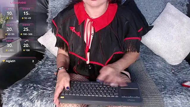 ESTEFANIA 344 online show from February 26, 6:30 pm