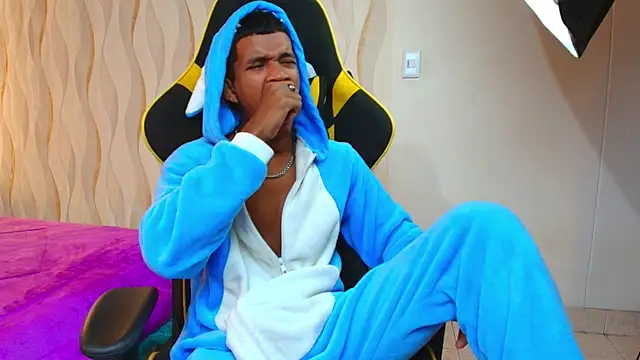 Boy savoy online show from November 10, 7:30 pm