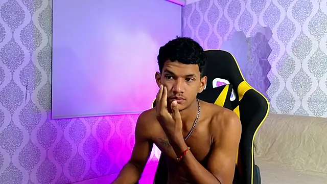 Boy savoy online show from December 2, 7:21 am