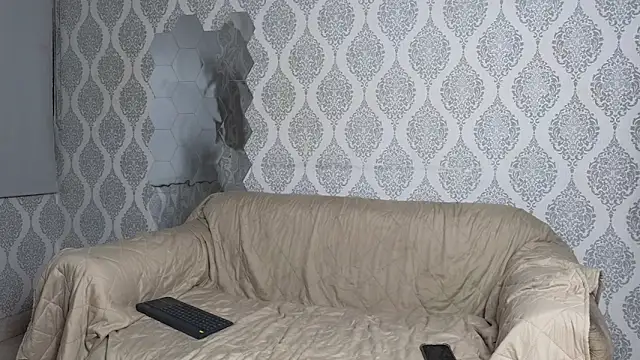 Boy savoy online show from December 4, 7:29 am