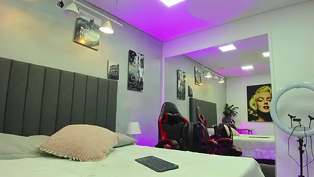 kendra london online show from March 6, 11:16 am