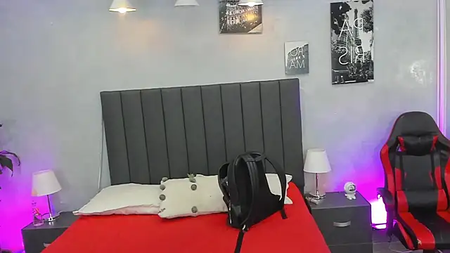 Snapshot of kendra_london chatting on July 14, 11:27 am kendra london online show from July 14, 11:27 am