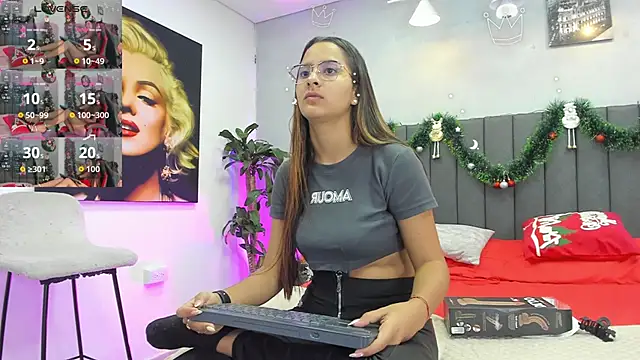 kendra london online show from December 3, 11:31 am