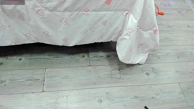 kendra london online show from March 28, 11:11 am