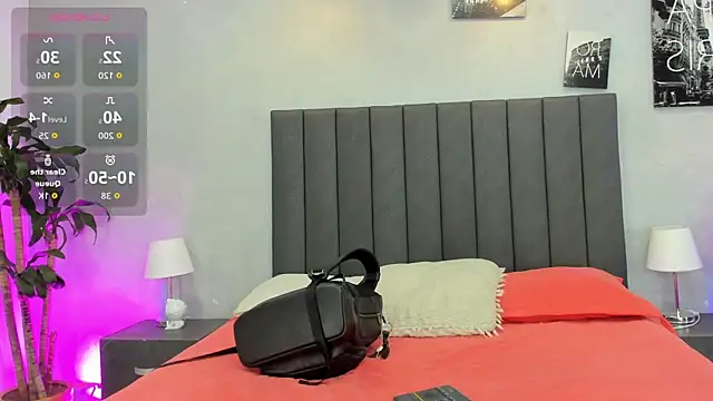 Snapshot of kendra_london chatting on June 19, 11:27 am kendra london online show from June 19, 11:27 am