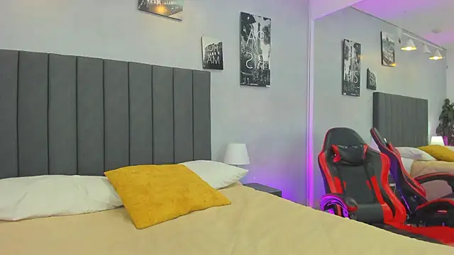 kendra london online show from March 17, 11:24 am