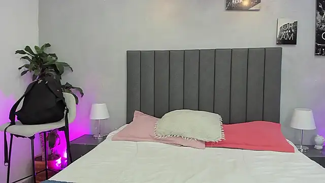 kendra london online show from February 5, 11:17 am