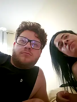 Purple Mario online show from April 15, 7:07 pm