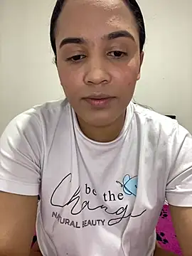 Snapshot of Ivy_08 chatting on June 21, 8:58 pm Ivy 08 online show from June 21, 8:58 pm