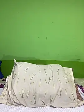 Ivy 08 online show from March 24, 1:27 am