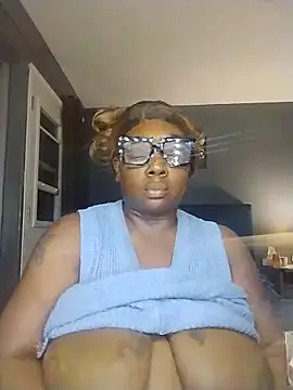 BiancaClarkson online show from November 11, 7:14 am