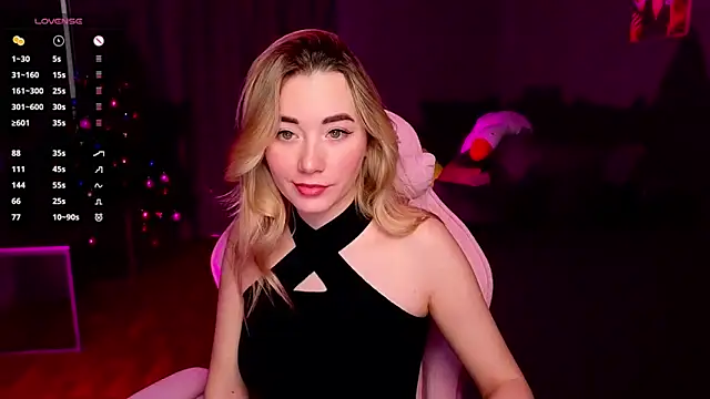 Rosie Mac online show from February 9, 4:10 am