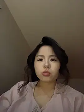 Sinicoco online show from February 7, 6:43 am