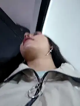 naughtygoddesss  online show from November 27, 1:06 am