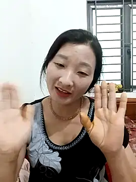 wees-lind online show from November 22, 1:37 am