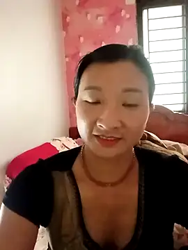 wees-lind online show from February 23, 4:36 am