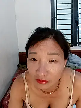 wees-lind online show from December 14, 9:15 am