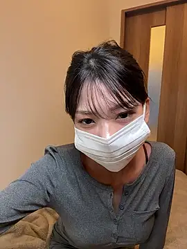 Snapshot of ARISU_1205 chatting on November 18, 8:06 am ARISU 1205 online show from November 18, 8:06 am