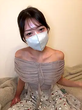 Snapshot of ARISU_1205 chatting on November 26, 1:44 pm ARISU 1205 online show from November 26, 1:44 pm