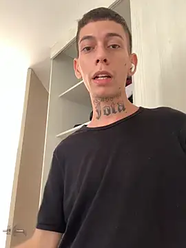 Who-am-I-201 online show from November 2, 5:51 pm