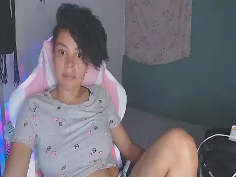 shayna cute online show from July 11, 11:49 pm